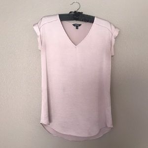 Light Heathered Mauve V-Neck Dress Tee